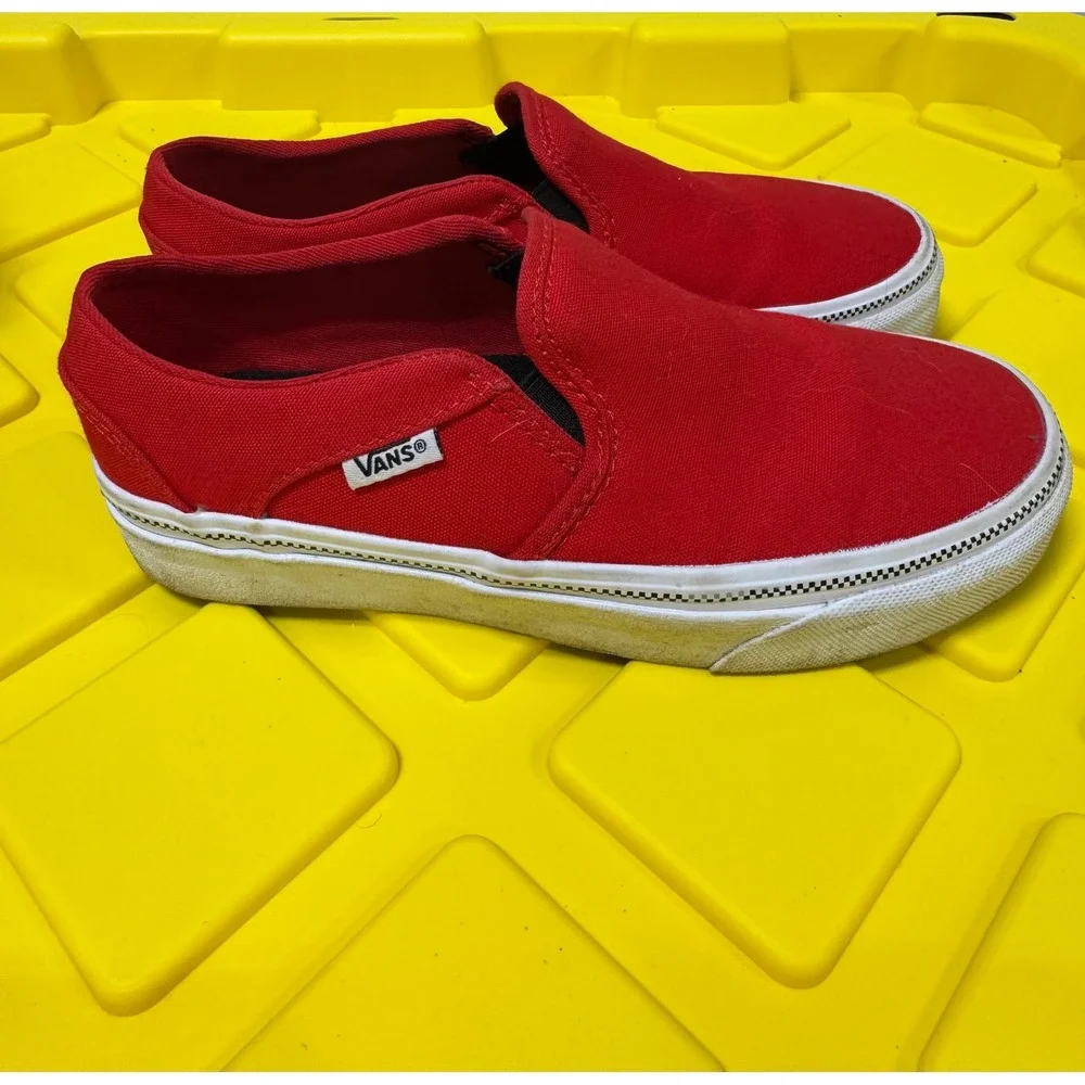 Vans Classic Slip-On Red Canvas Sneakers Women Size 5 Checkered Foxing Stripe
